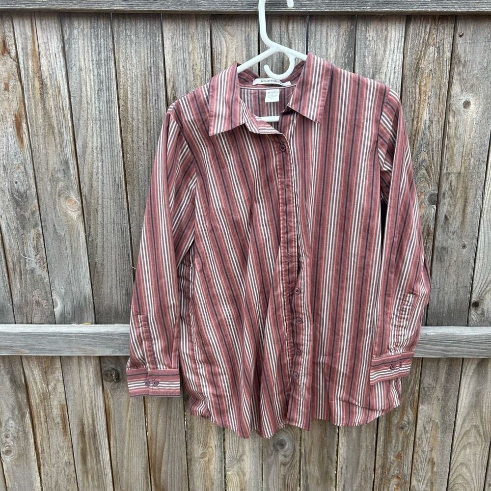 Vintage Roaman’s button up collared size medium